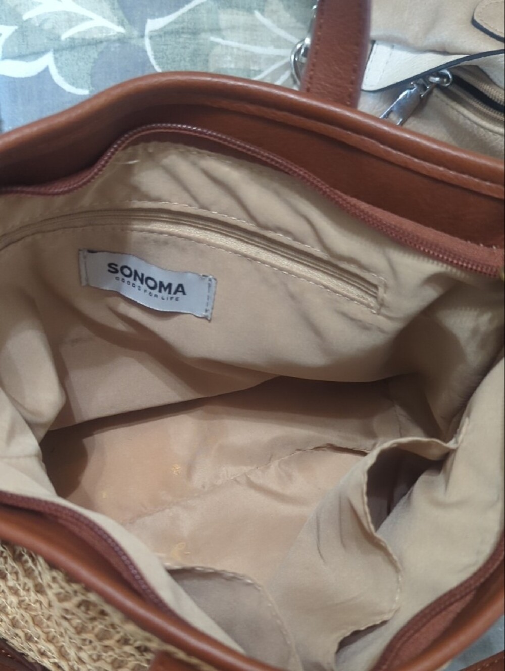 Sling Bag & Natural Woven Purse - Picture 6 of 7